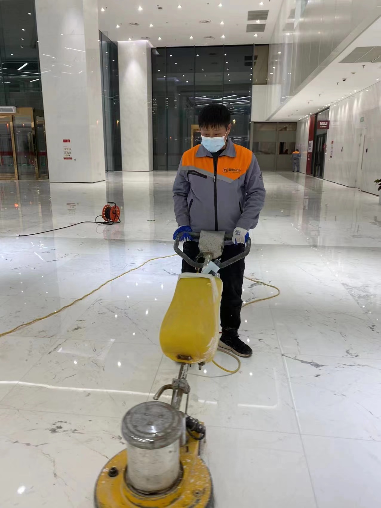 大理石镜面养护